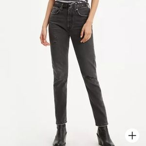 Levi's 501 Skinny Black Distressed Jeans. 25